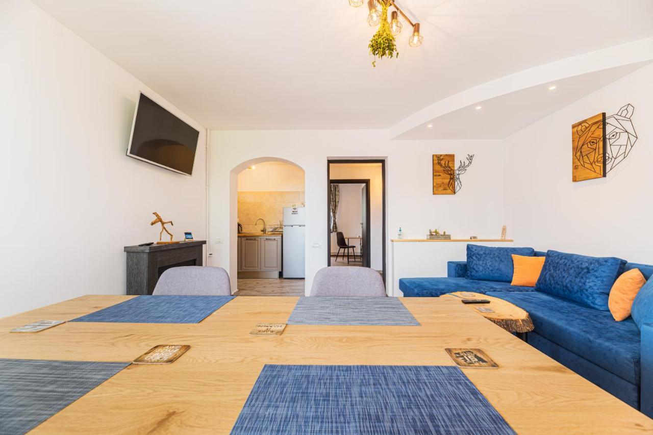 Snug - Private Parking Near Downtown * Brașov