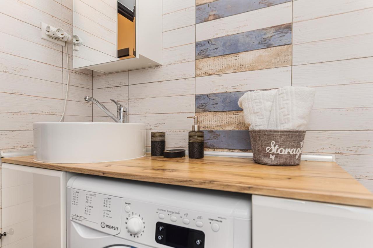 Snug - Private Parking Near Downtown *