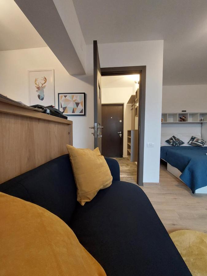 Apartament Snug - Private Parking Near Downtown