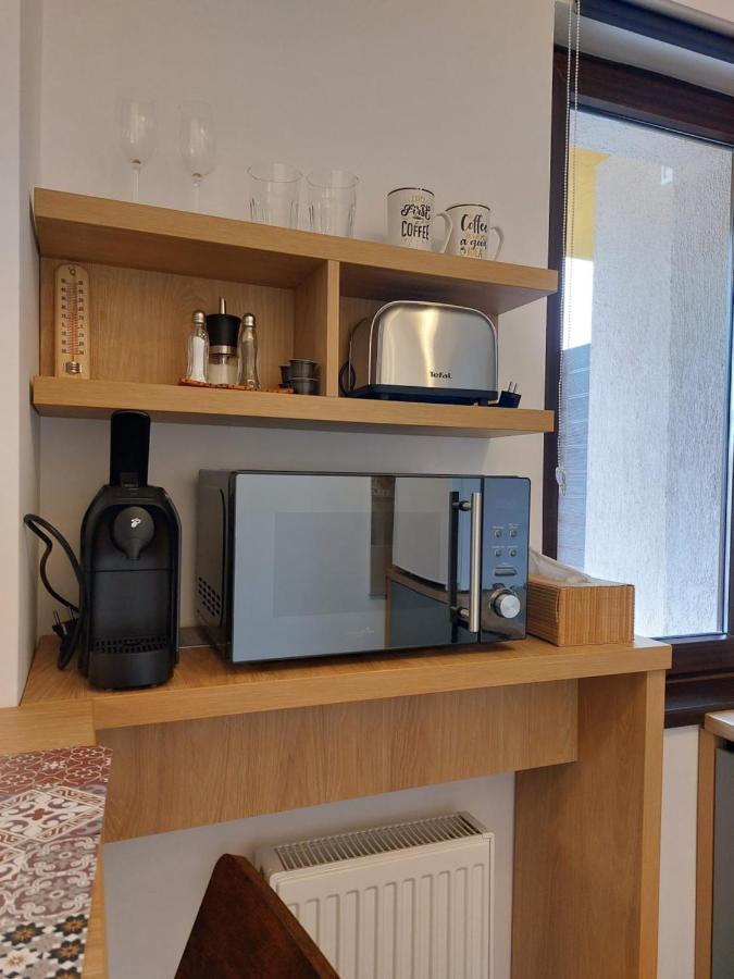 Snug - Private Parking Near Downtown Apartament *
